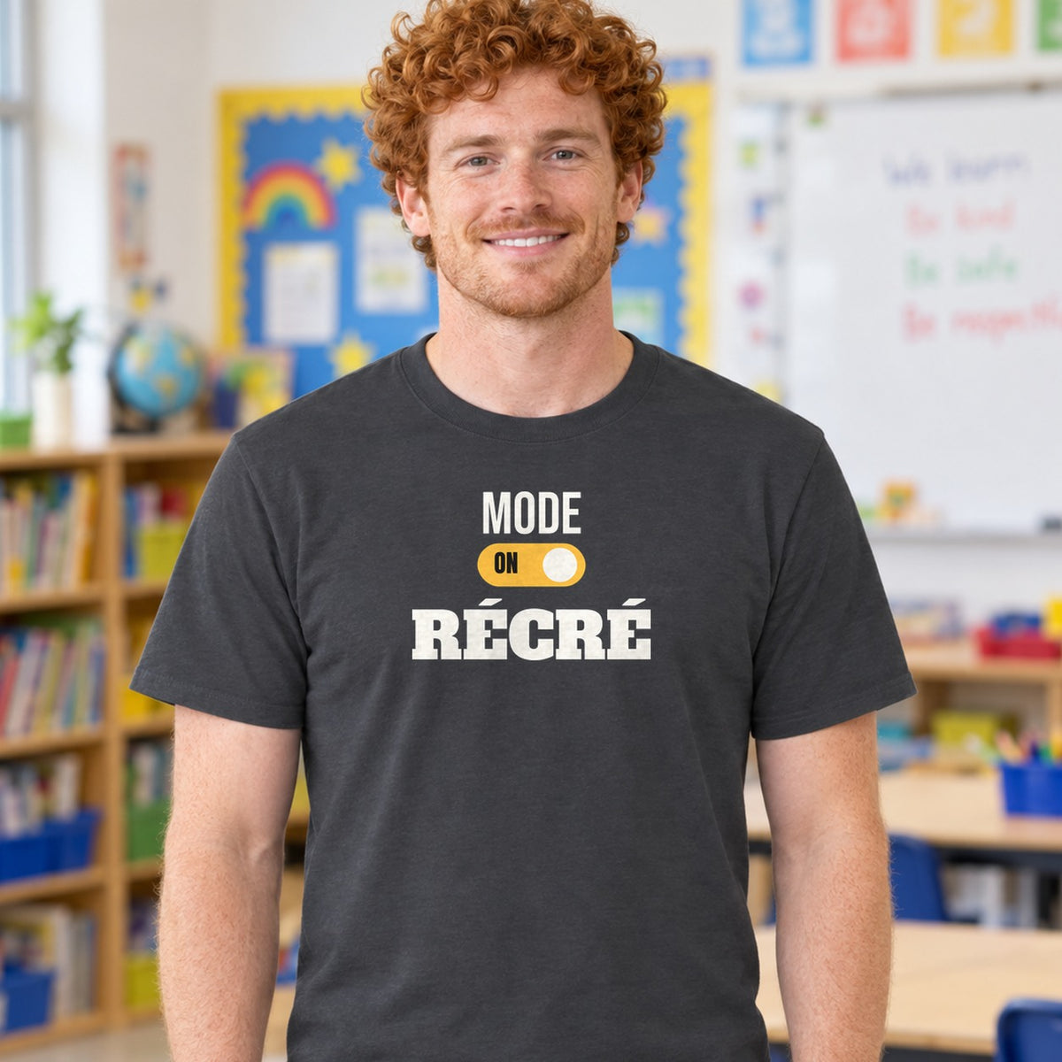 Man wearing the charcoal Mode récré graphic tee